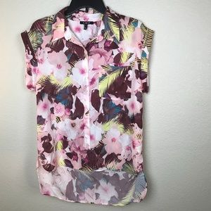 women’s Hawaiian sleeveless shirt hi low size M